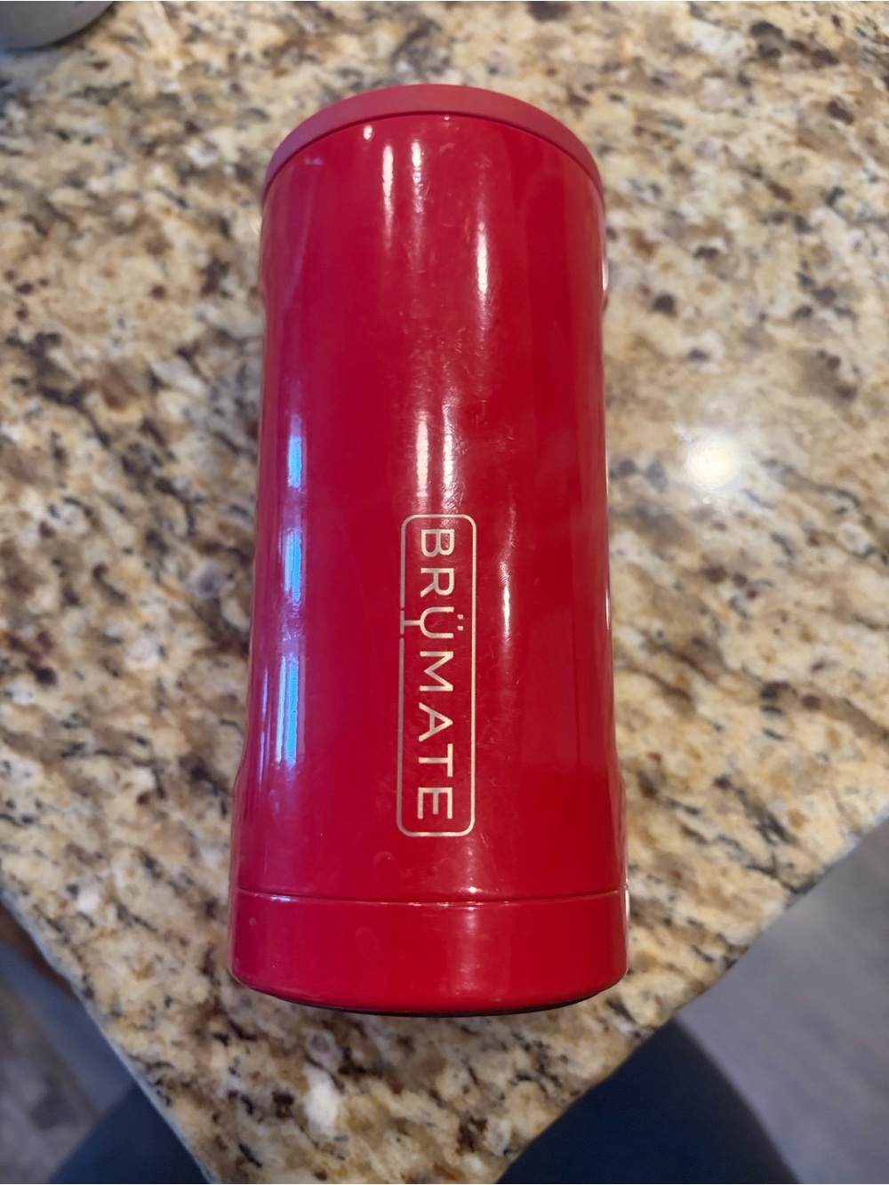 BrüMate Maraschino Red Hopsulator Slim | 12oz Slim Cans